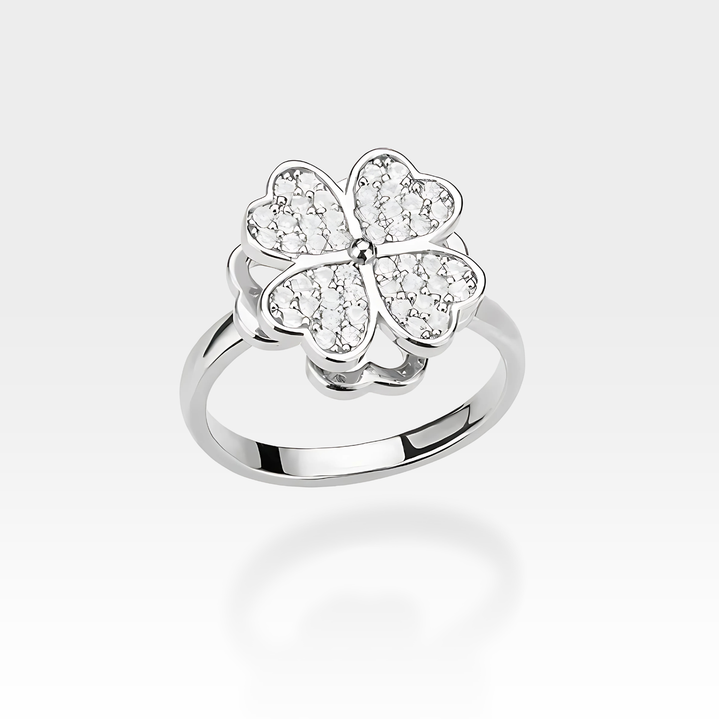 Lucky Clover Spinner Anxi Ring