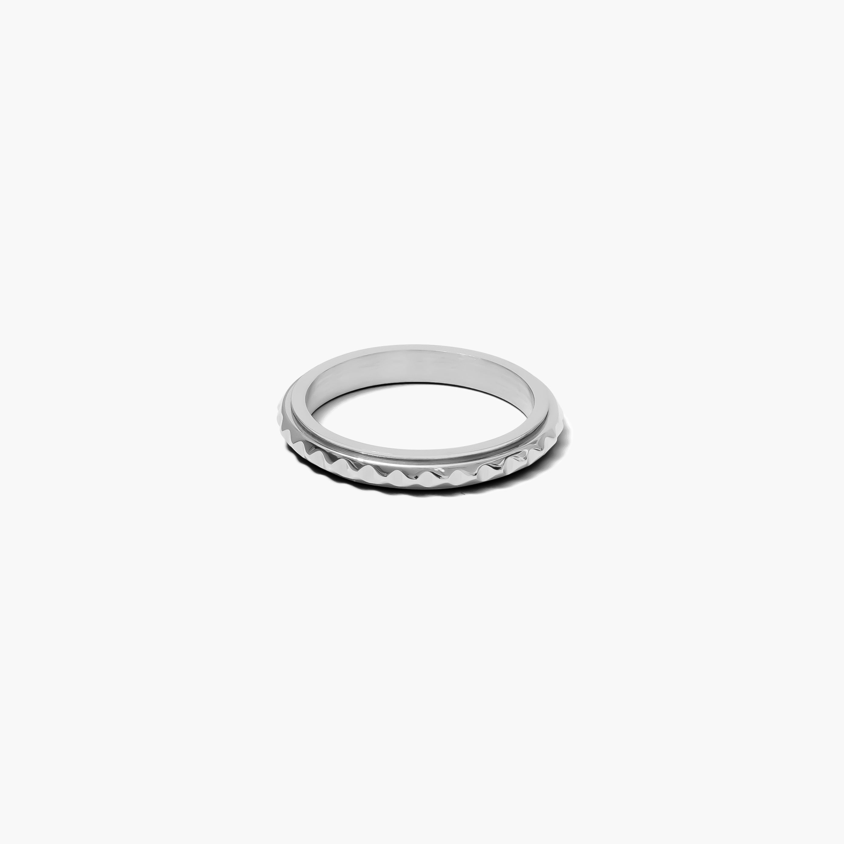 Above It All Rotator Anxi Ring - Silver